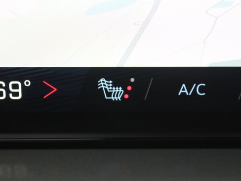 New 2026 Chevrolet Traverse LT w/ Midnight/Sport Edition image 13