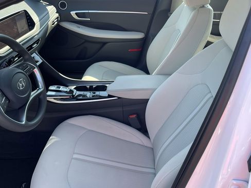 Used 2023 Hyundai Sonata SEL image 14