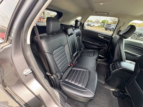 Used 2024 Ford Edge SEL w/ Convenience Package AWD/4WD image 16