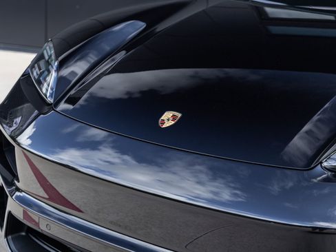 New 2026 Porsche Macan GTS Electric AWD/4WD image 18