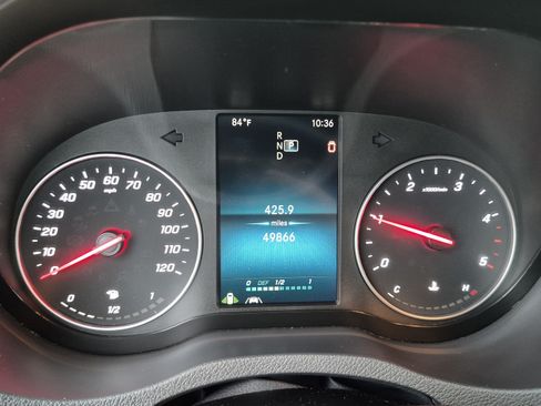 Used 2024 Mercedes-Benz Sprinter 2500 image 25