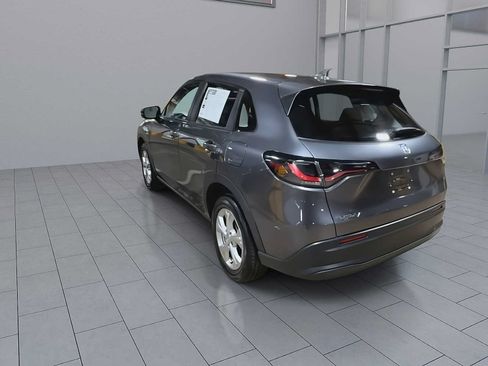 Used 2023 Honda HR-V LX image 3