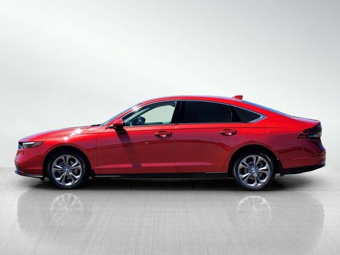 Used 2023 Honda Accord EX image 10