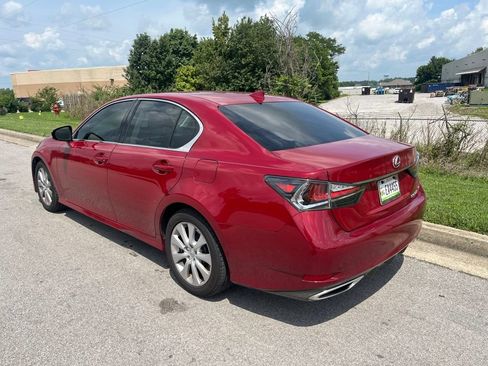 Used 2017 Lexus GS 200t w/ Preferred Accessory Package RWD image 4