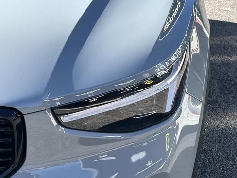 New 2026 Volvo XC40 B5 Plus w/ Protection Package Premier image 9