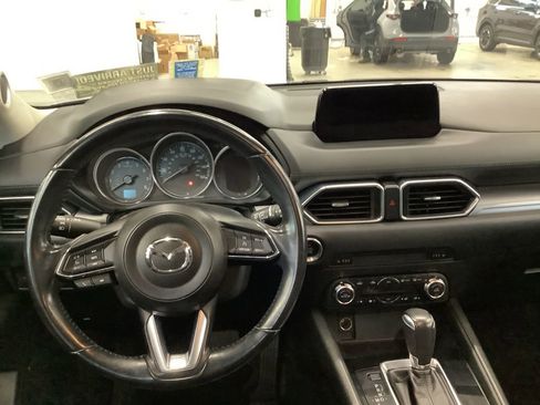 Used 2017 MAZDA CX-5 Touring w/ Preferred Equipment Package AWD/4WD image 7