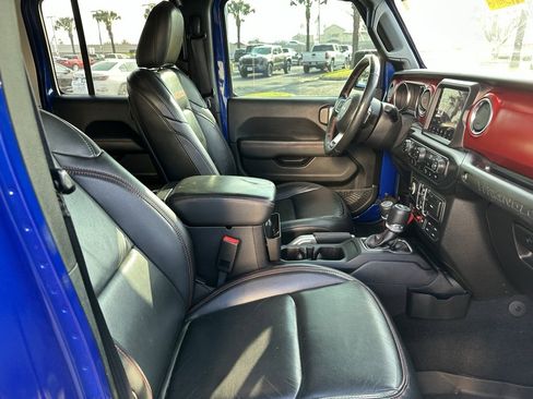 Used 2019 Jeep Wrangler Unlimited Rubicon w/ Dual Top Group image 22