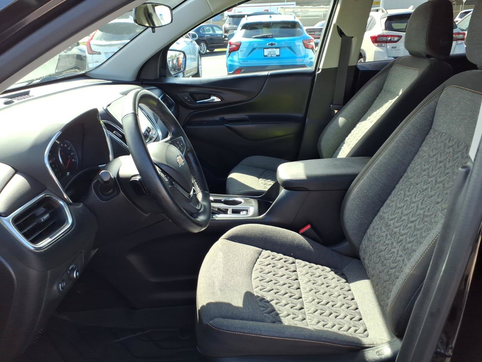 Used 2024 Chevrolet Equinox LT FWD image 23