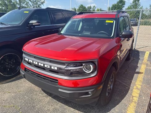 Used 2023 Ford Bronco Sport Big Bend w/ Convenience Package AWD/4WD image 2