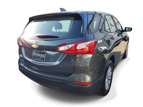 Used 2020 Chevrolet Equinox LS FWD image 4