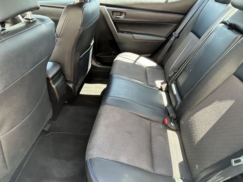 Used 2017 Toyota Corolla SE FWD image 13