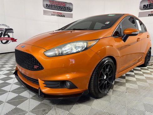 Used 2018 Ford Fiesta ST w/ ST Recaro Package image 8
