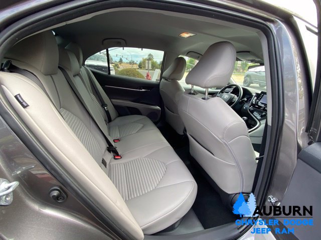 Used 2023 Toyota Camry SE FWD image 10