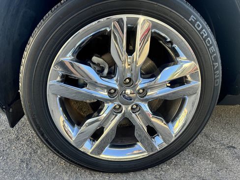 Used 2013 Ford Edge SEL image 8