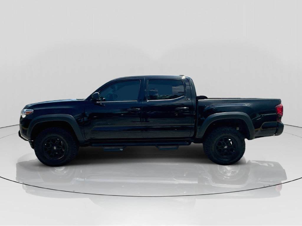 Used 2023 Toyota Tacoma SR5 RWD image 4