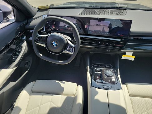 New 2026 BMW 530i RWD image 11