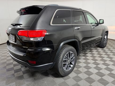 Used 2017 Jeep Grand Cherokee Limited RWD image 9