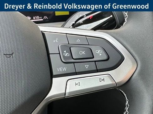 New 2026 Volkswagen Tiguan SE AWD/4WD image 15
