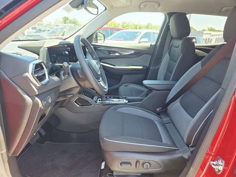 New 2026 Chevrolet TrailBlazer LT w/ Convenience Package FWD image 8