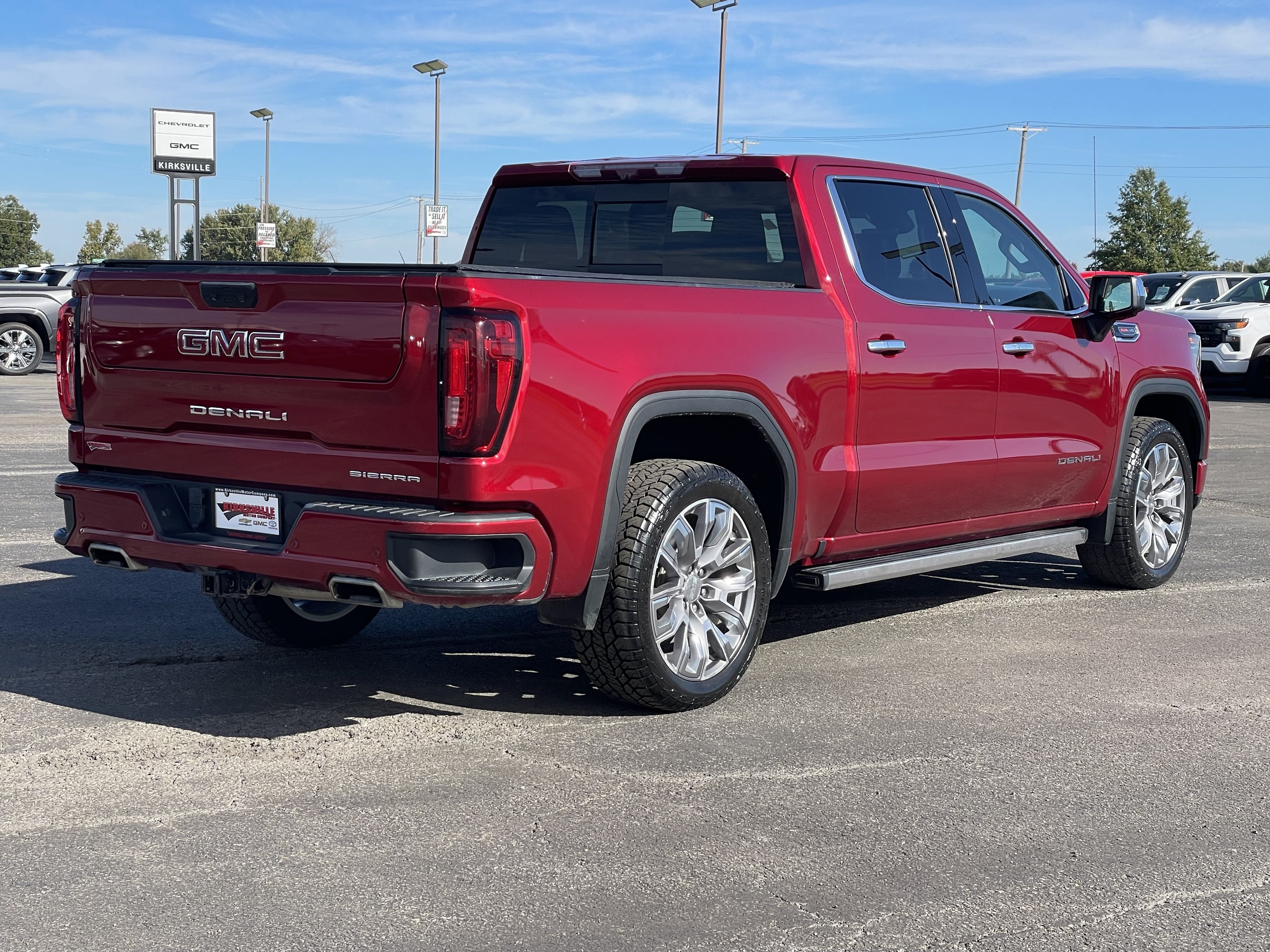 Certified 2022 GMC Sierra 1500 Denali w/ Denali Reserve Package AWD/4WD image 4