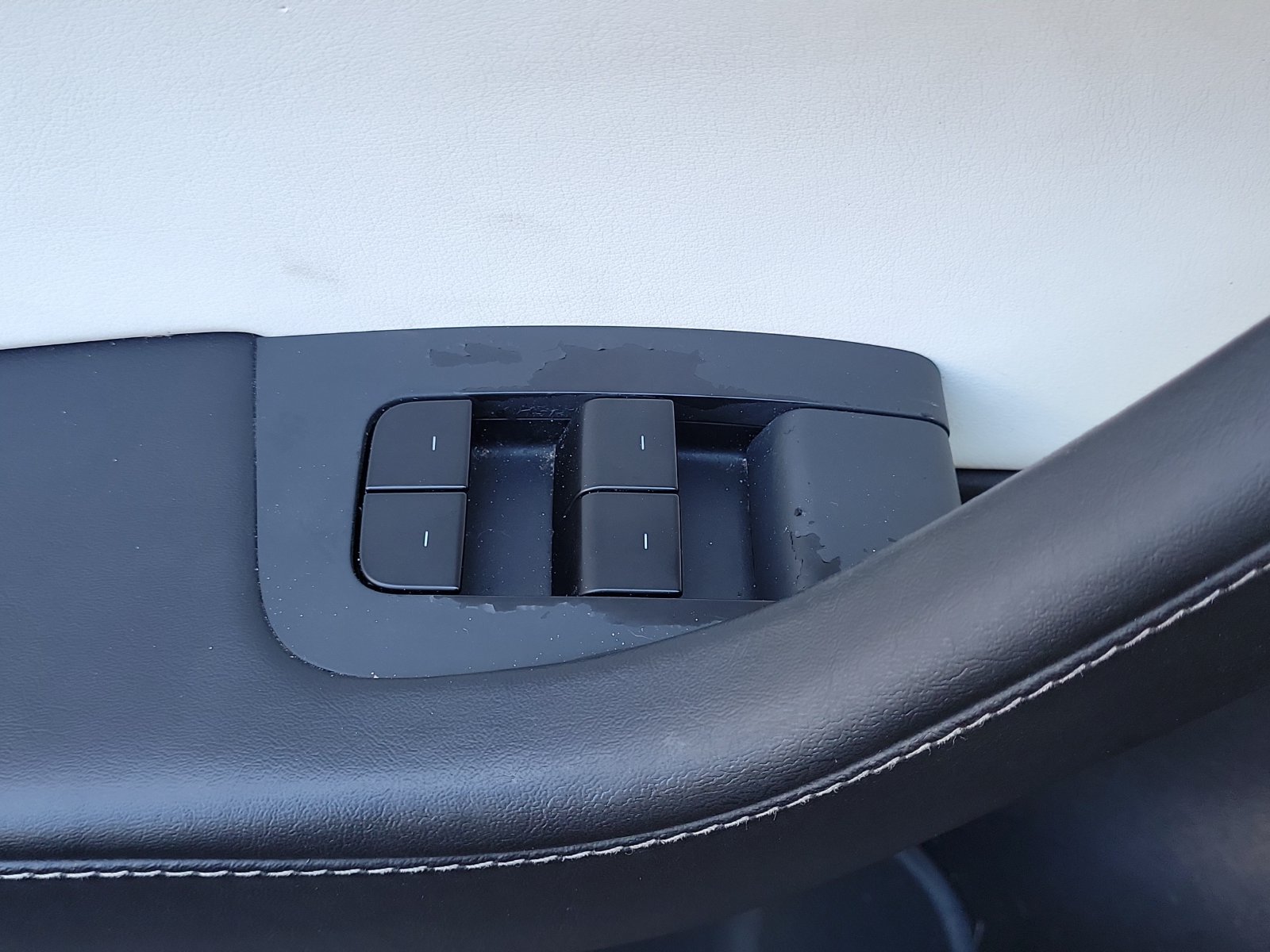 Used 2021 Tesla Model 3 Standard Range Plus RWD image 19