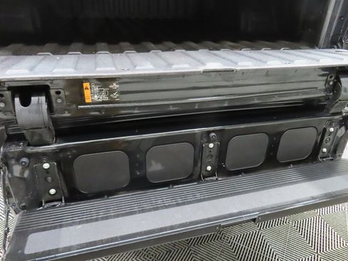 Used 2021 GMC Sierra 1500 Elevation image 35