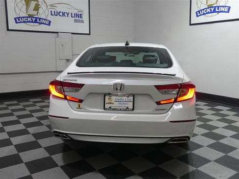 Used 2021 Honda Accord Sport image 10