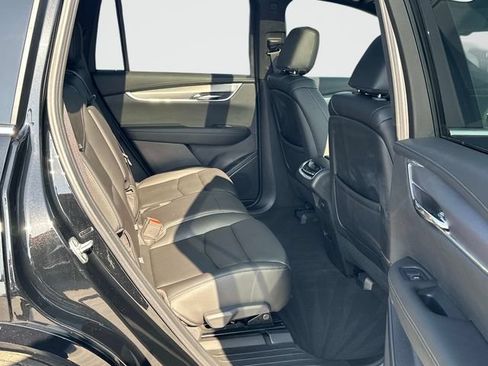 Certified 2024 Cadillac XT6 Luxury AWD/4WD image 21