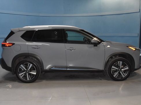 Used 2023 Nissan Rogue SL AWD/4WD image 25