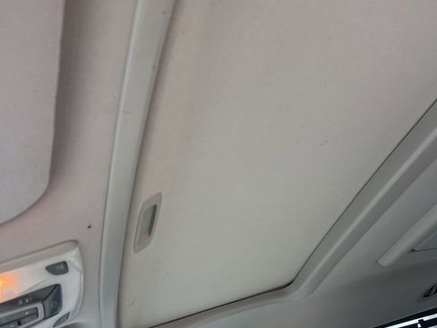 Used 2012 Toyota Sienna Limited w/ Premium Pkg image 6