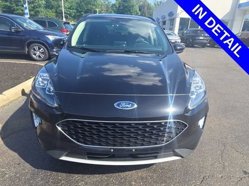 Used 2020 Ford Escape Titanium AWD/4WD image 4