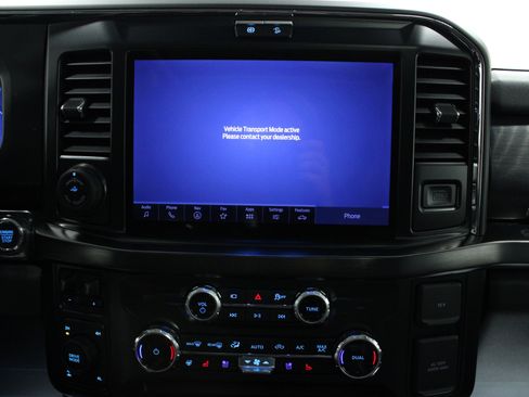 New 2026 Ford F250 Lariat w/ Black Appearance Package AWD/4WD image 22