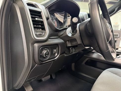Used 2024 RAM 2500 Big Horn w/ Off Road Package AWD/4WD image 26