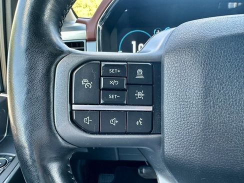 Used 2021 Ford F150 Lariat w/ Equipment Group 502A High image 19