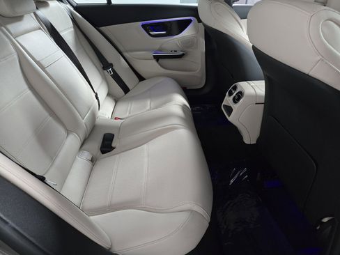 Used 2022 Mercedes-Benz C 300 Sedan image 18