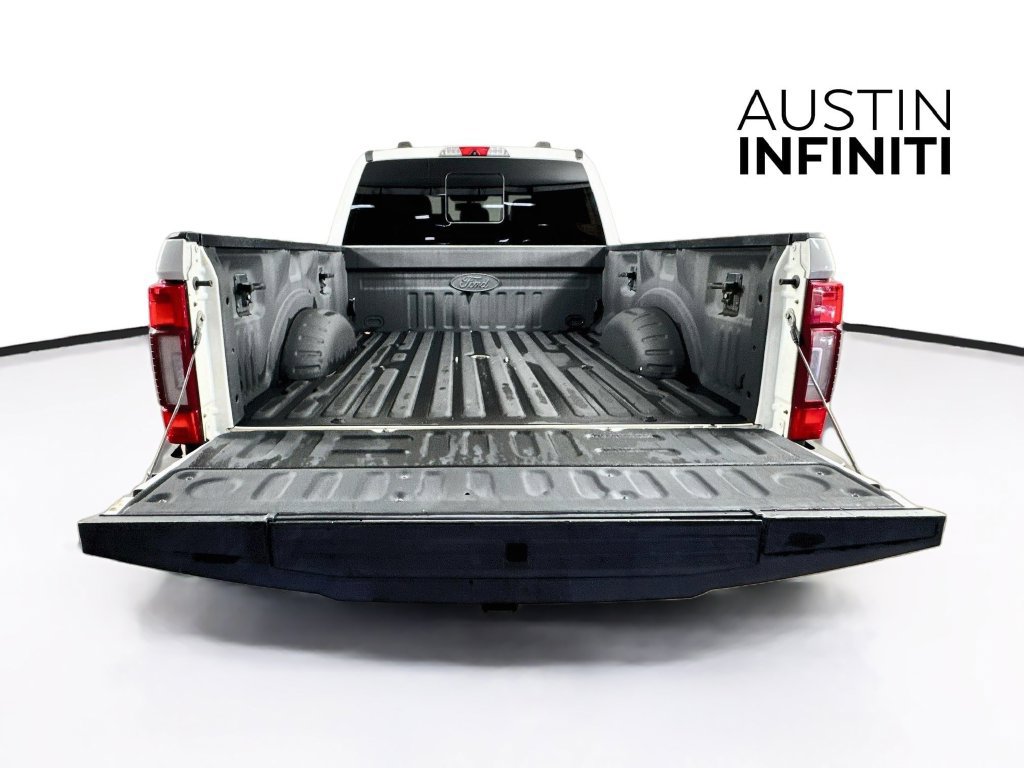 Used 2021 Ford F250 Platinum w/ FX4 Off-Road Package AWD/4WD image 32