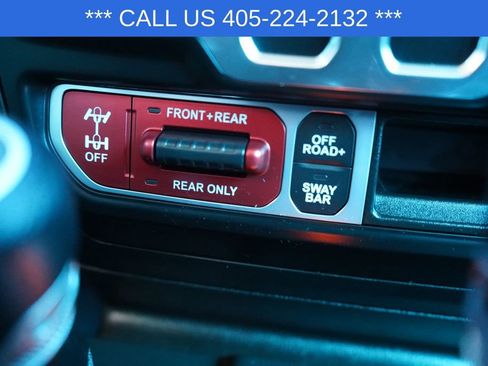 Used 2022 Jeep Wrangler Rubicon AWD/4WD image 37