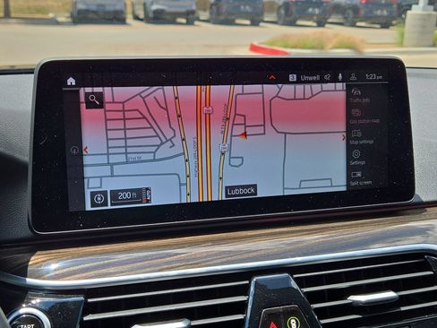 Used 2023 BMW 530i w/ Convenience Package RWD image 19