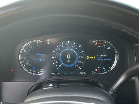 Used 2016 Cadillac Escalade Platinum image 14