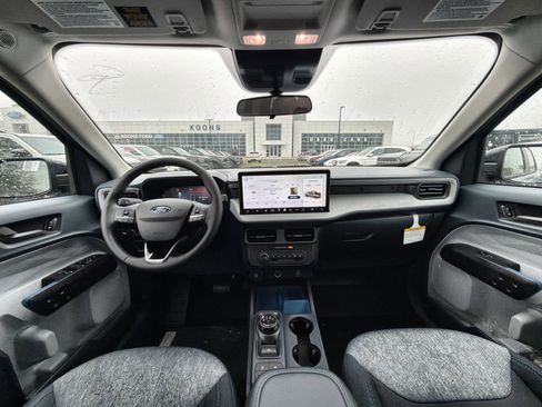 New 2026 Ford Maverick XLT image 36