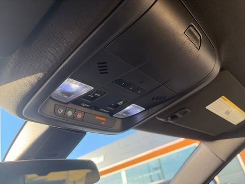 Used 2018 Cadillac XT5 Luxury w/ Driver Awareness Package image 55