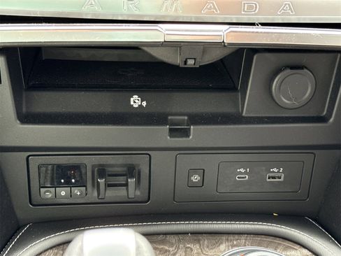 Used 2023 Nissan Armada Platinum w/ Captain's Chairs Package image 32