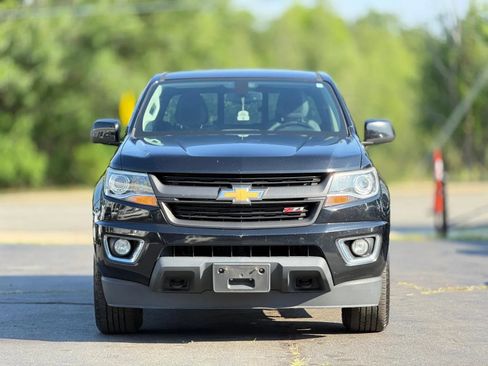 Used 2016 Chevrolet Colorado Z71 AWD/4WD image 2