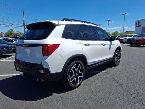 Used 2023 Honda Passport Elite image 6