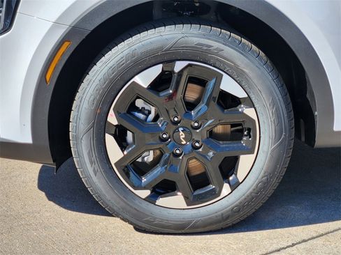 New 2026 Kia Sorento S image 7