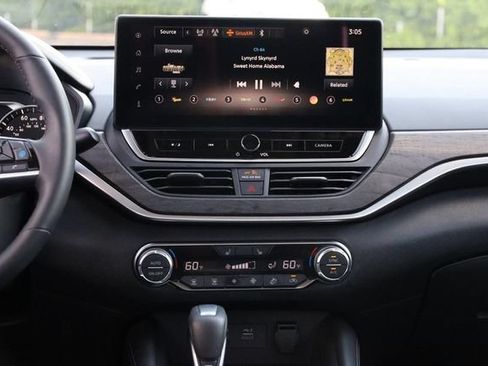 Certified 2025 Nissan Altima 2.5 SV w/ SV Premium Package AWD/4WD image 25