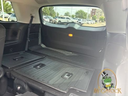 Used 2023 Nissan Pathfinder Platinum FWD image 31