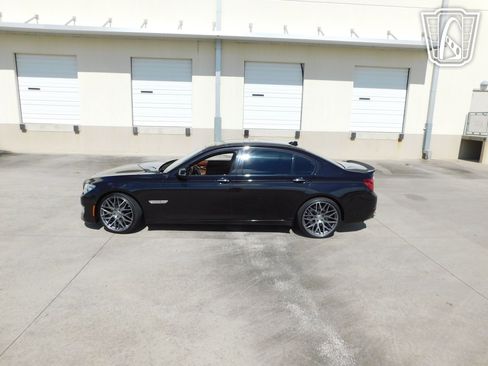 Used 2013 BMW ALPINA B7 xDrive LWB image 22