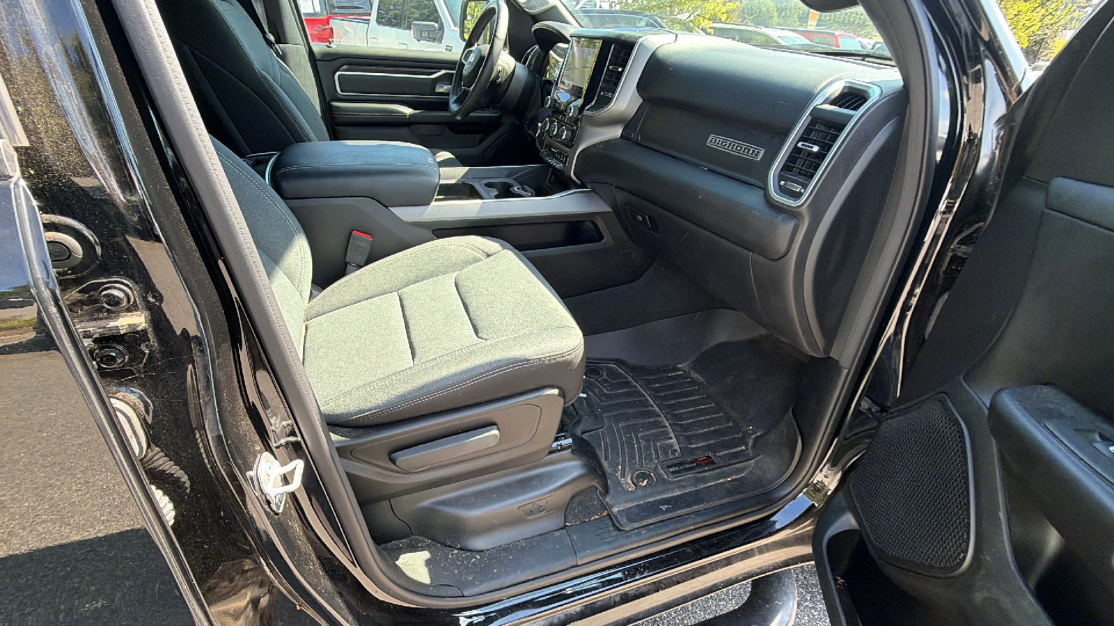 Used 2022 RAM 1500 Big Horn AWD/4WD image 19