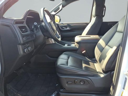Used 2022 Chevrolet Tahoe RST AWD/4WD image 25
